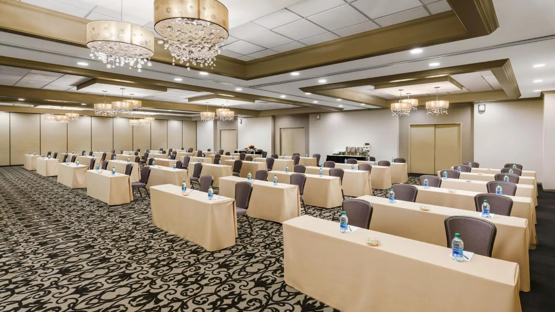 Hotel Crowne Plaza Phoenix Airport - Phx By Ihg