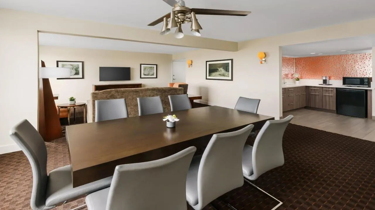 Hotel Crowne Plaza Phoenix Airport - Phx By Ihg